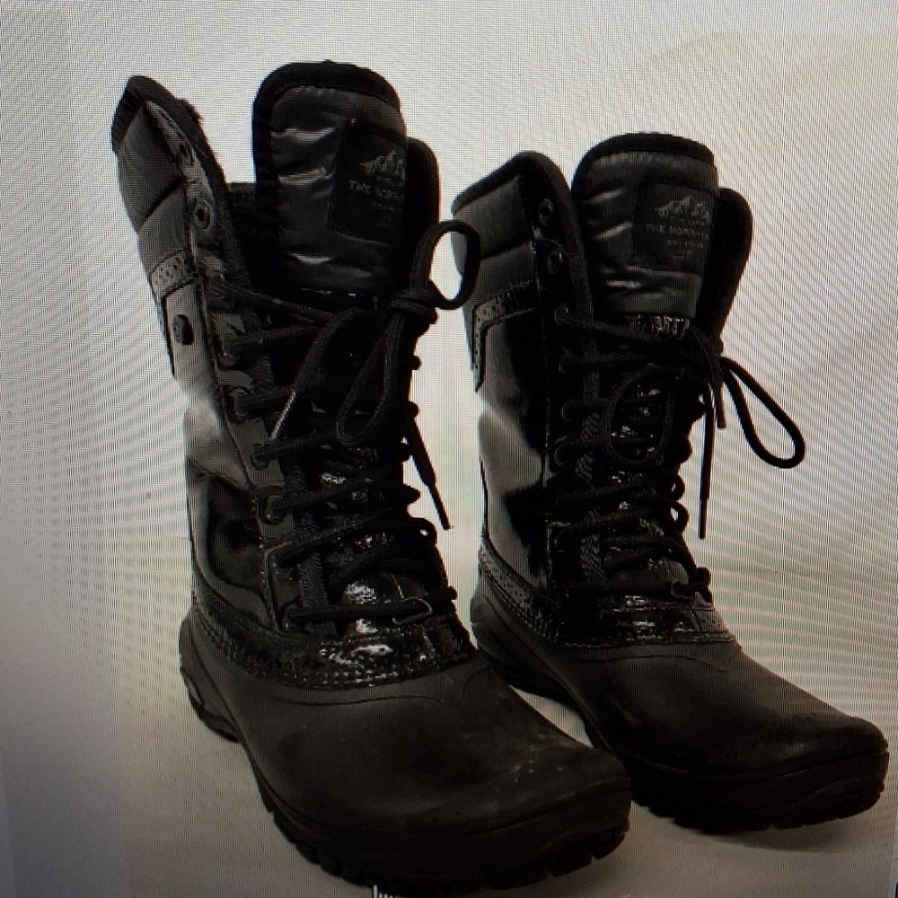 The North Face Waterproof Lace Faux Fur Lined Boots 7.5 - Picture 2 of 14